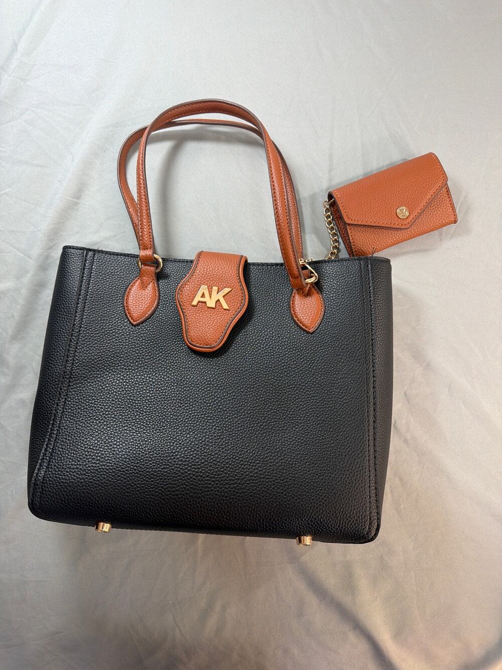 Anne Klein Textured Tote Bag with removable card holder NWOT